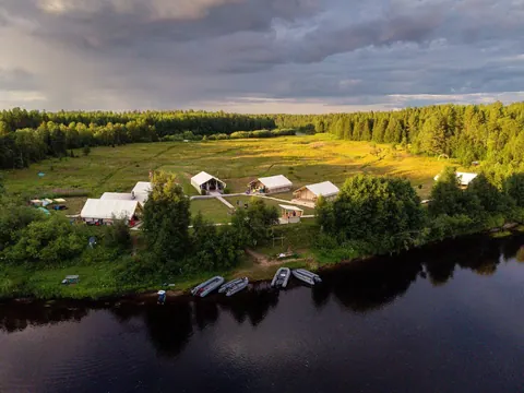 Тайга и река